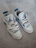Baskets Nike Air Jordan 4 blanc bleu taille 40