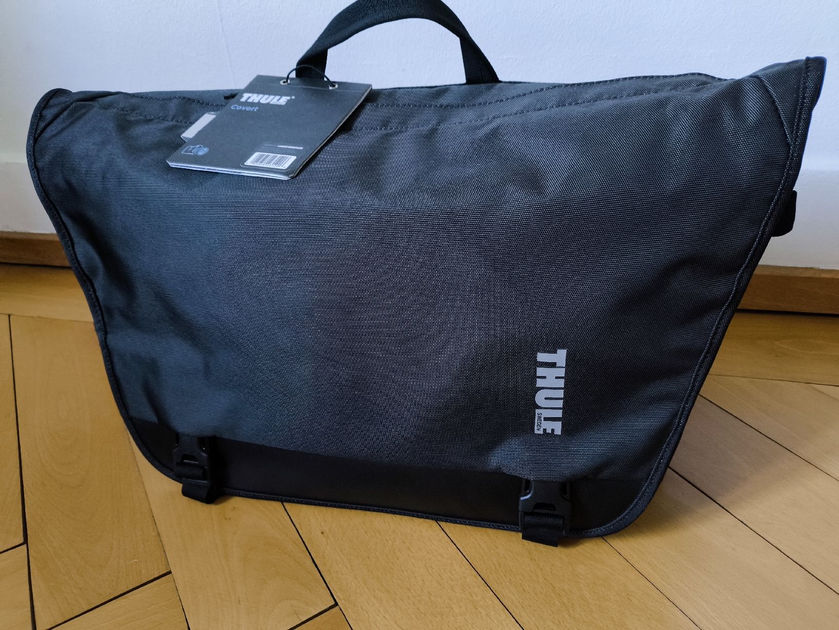 Borse: THULE Covert Messenger Tasche Pro-DSLR neuwertig! – Nuovo (secondo la descrizione) da Bern venduto da stefsvolta