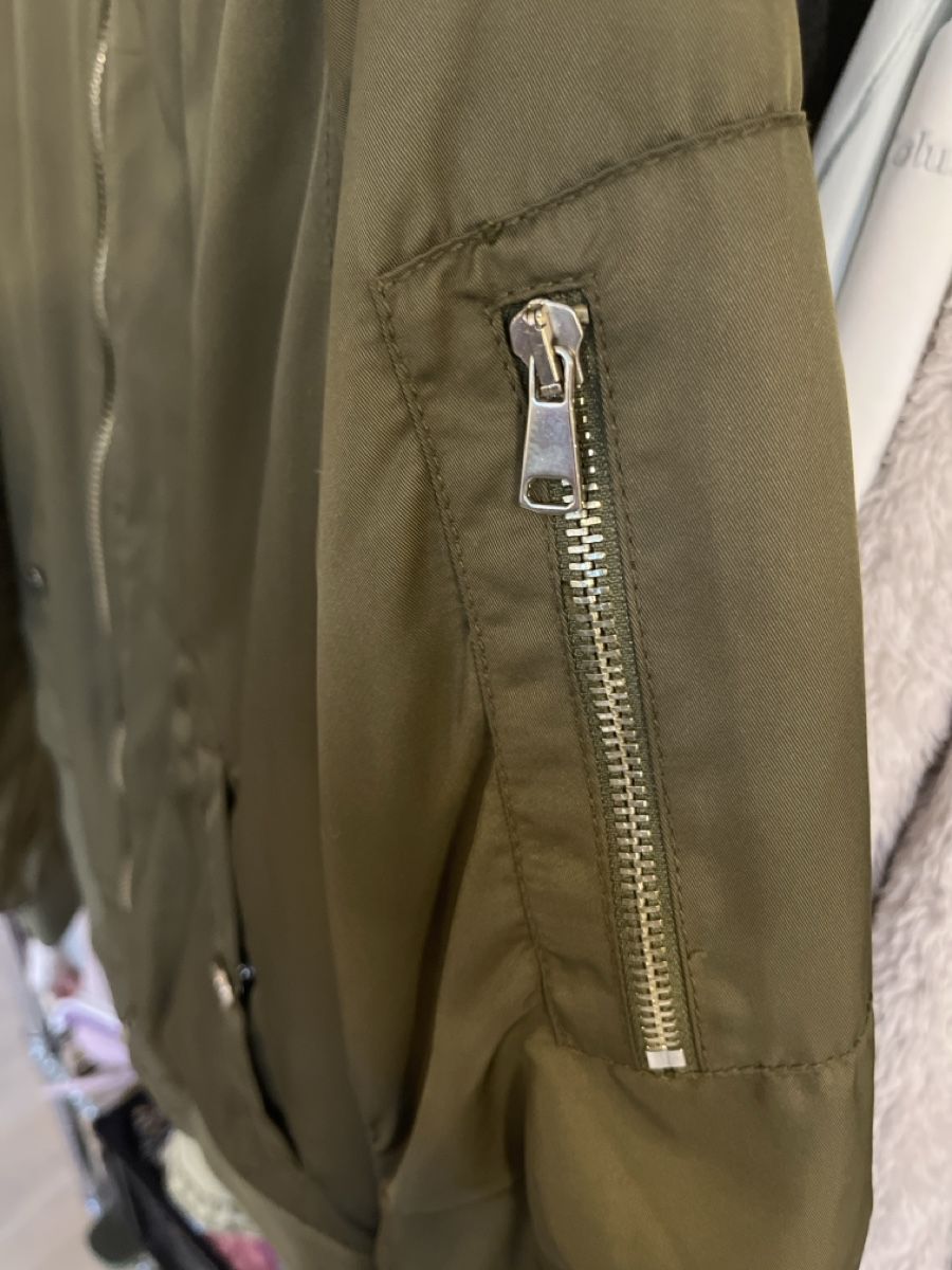 Giacche: Grüne Bomberjacke – Usato da Guntalingen venduto da mon_hc9m 2