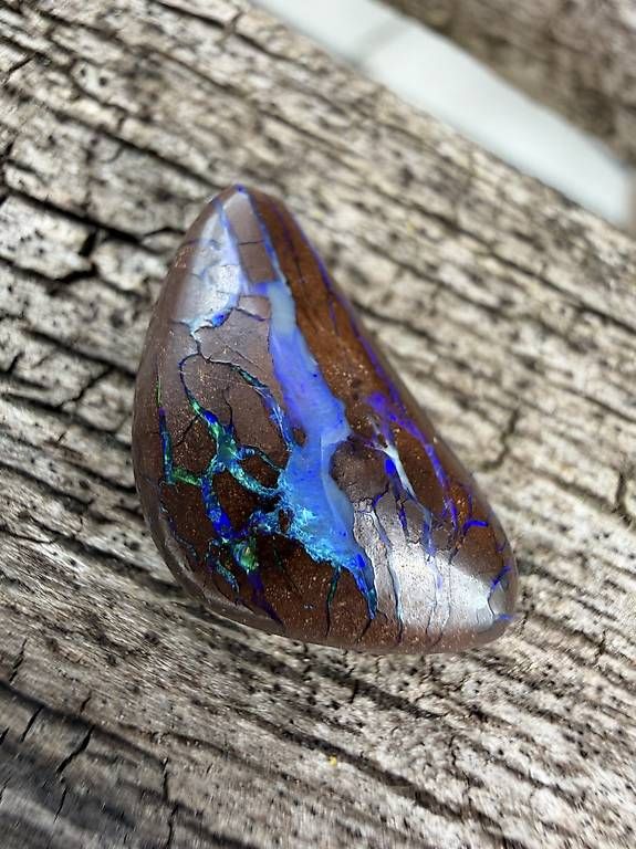 Pietre preziose: Sehr schöner Opal – Usato da Wigoltingen venduto da SANDROPAL