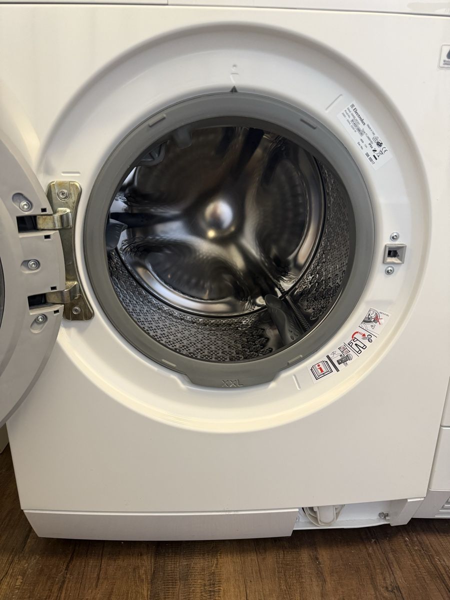 Lavatrici: Top Elektrolux WA u. TU 8kg – Usato da regensdorf venduto da fra66 1