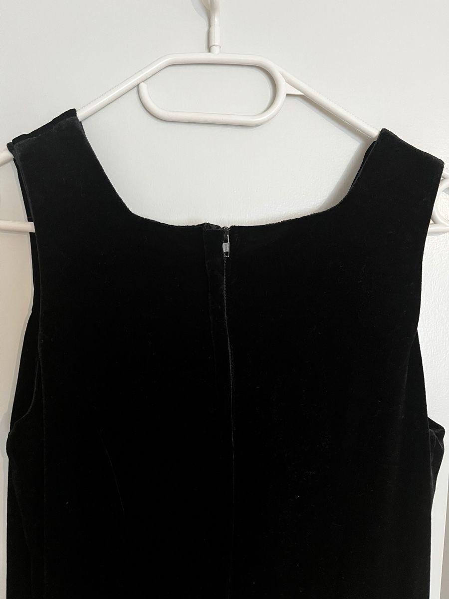 Kleider: Elegantes Samtkleid, Schwarz – Gebraucht aus Opfikon von acoaee 3