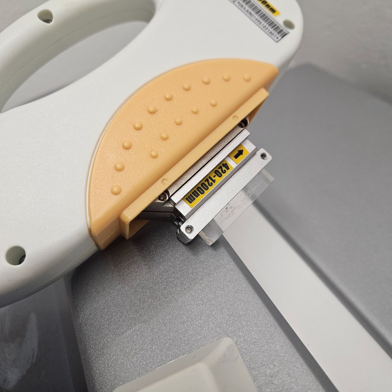 Attrezzature mediche: Professionelles SHR + IPL Gerät – Usato da Niederdorf venduto da LeptonAG_Labor 3