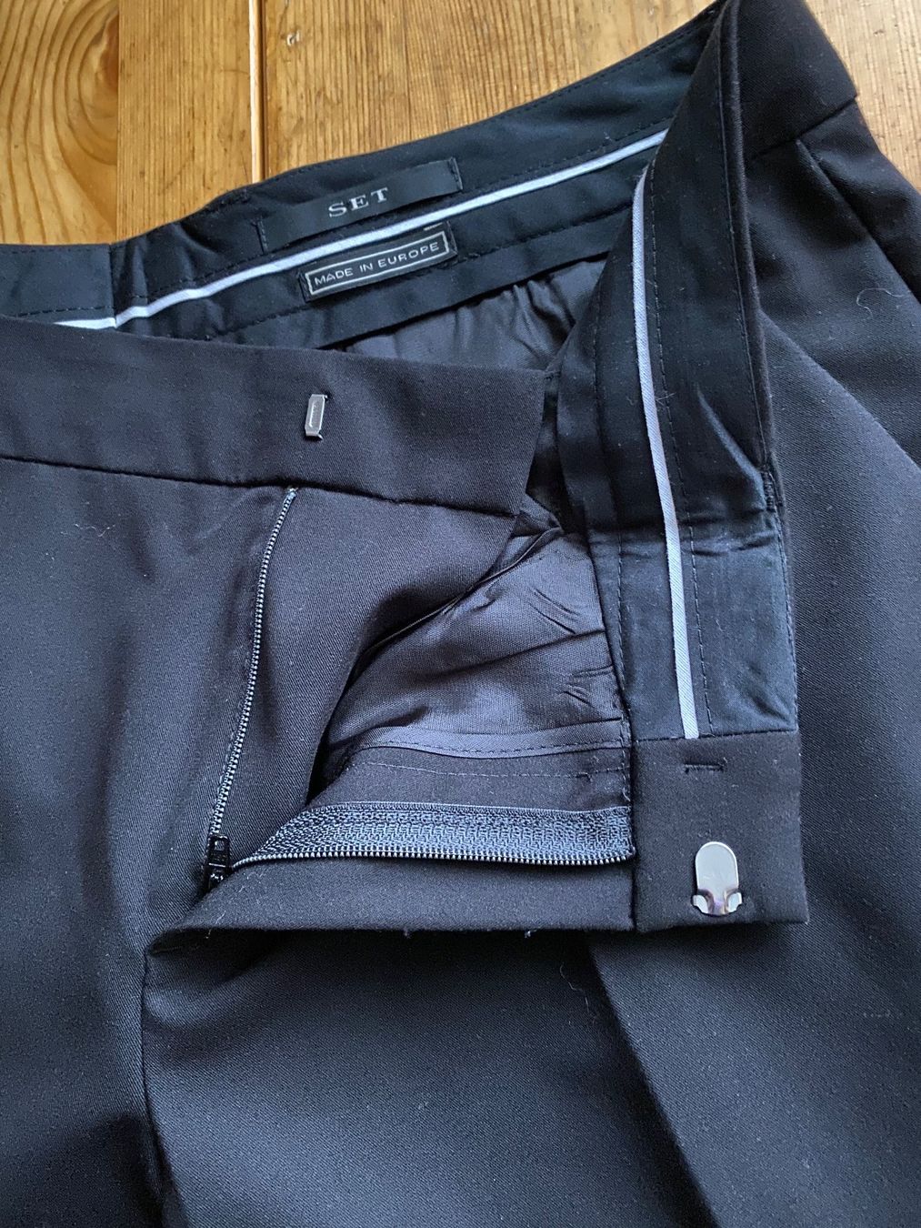 Pantaloni: Klassische Damenhose Gr.42, eher Gr. 40 – Nuovo (secondo la descrizione) da Schnottwil venduto da eka_sk9q 5