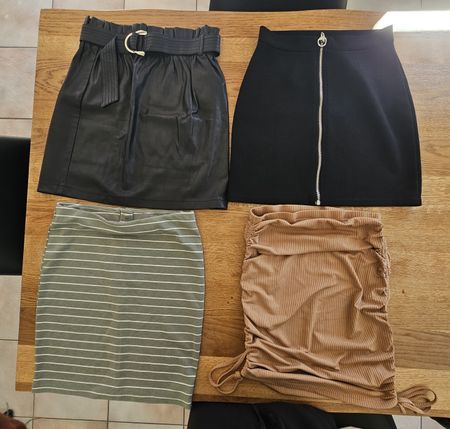 lot de jupes taille S