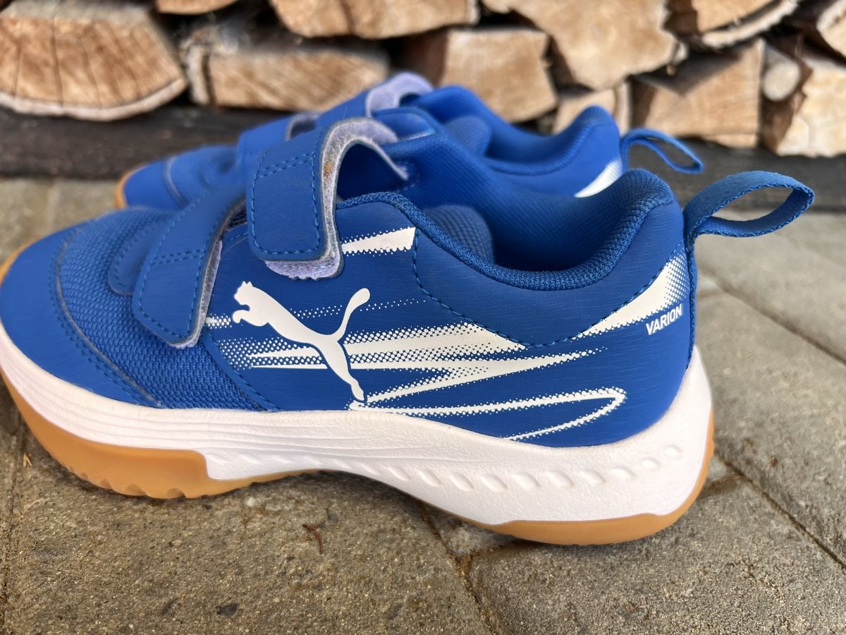 Puma Scarpe da uomo: Chaussures indoor PUMA – Nuovo (secondo la descrizione) da Alterswil FR venduto da PfeffiHansen 1