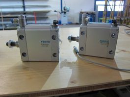 Flachzylinder DZF-40-10-A-P-A Festo