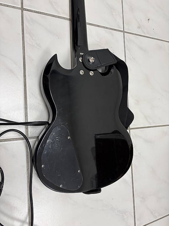 Epiphone Musikinstrumente: Elektrogitarre Epiphone 90cm – Gebraucht aus Uster von riskaj 1