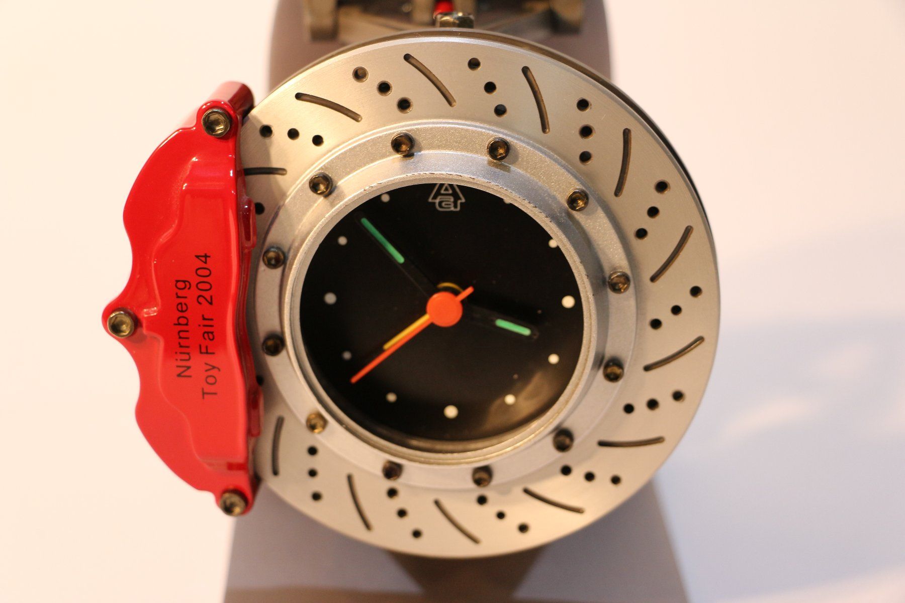 Autoart Modellini d'auto: AutoArt Alarm Clock – Nuovo e nell'imballaggio originale da Corminboeuf venduto da corbay 5