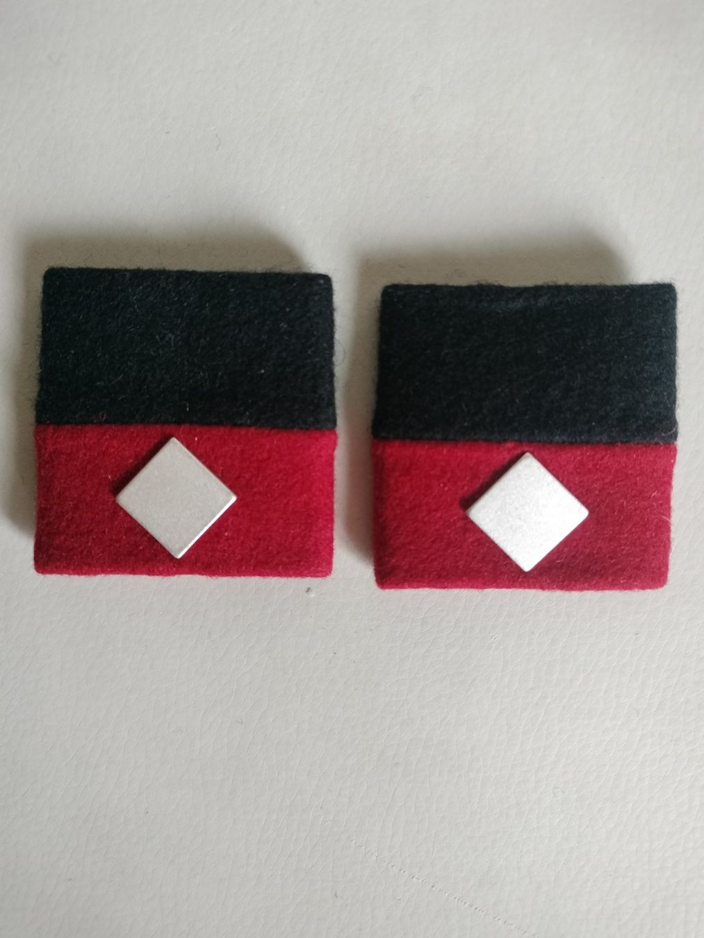 Schweizer Armee Uniformi: Schweizer Armee Militär Uniform Schulterpatten – Usato da Schwanden Sigrisw venduto da len_9yqg