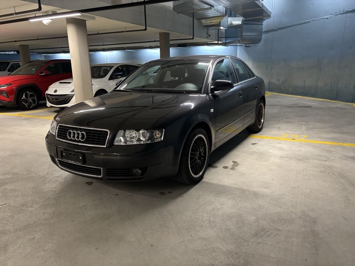 Audi Autos: A4 B6 3.0 V6 – D'occasion à Einsiedeln par bor_rxm8 3