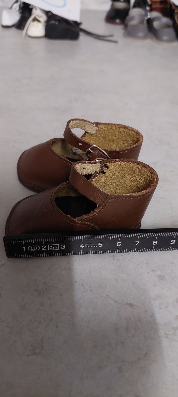 Poupées: 5Paar Puppenschuhe  – D'occasion à Muri AG par nindo1 4