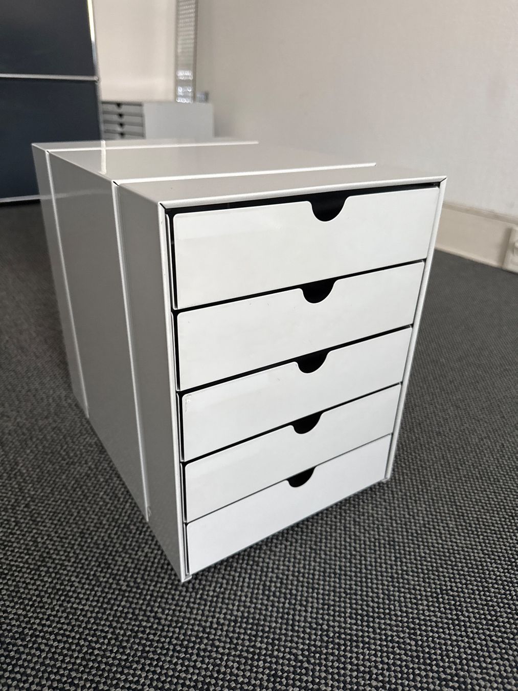 USM Sistemi di archiviazione: USM Haller Schubladenbox – Usato da Freidorf TG venduto da sarotiko 1