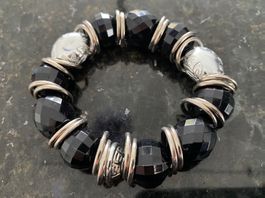 Armband mit grossen Schmuckperlen