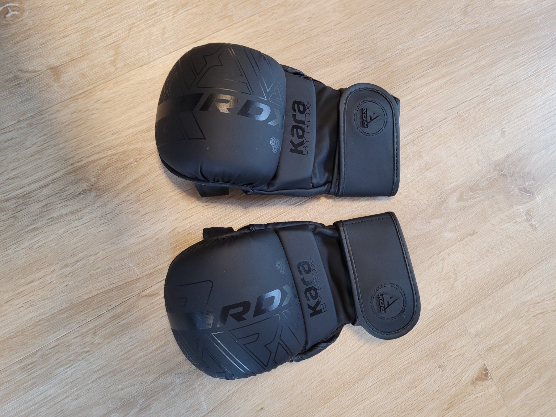 Protezioni & Imbottiture: Kampfsport Basisausrüstung Boxen & MMA – Nuovo (secondo la descrizione) da Winterthur venduto da mirjam_t 2