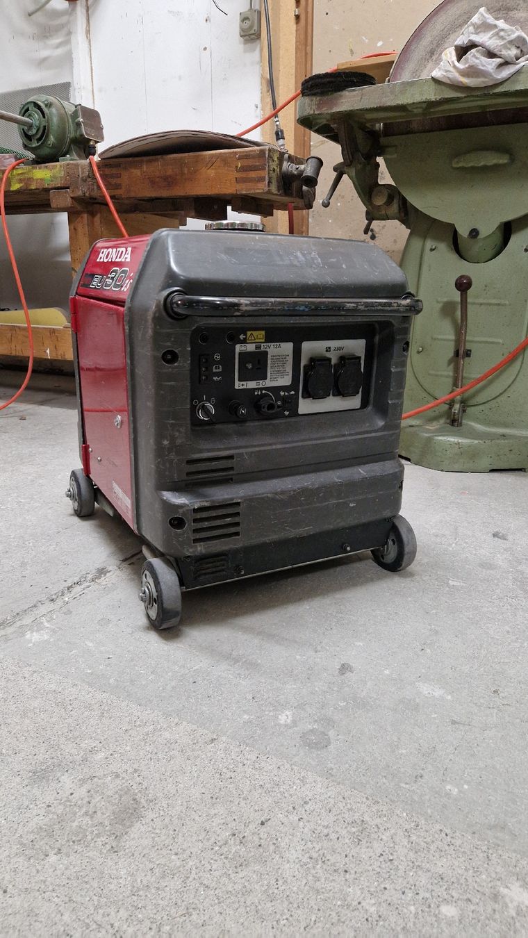 Honda Generatori di corrente: Honda EU30is Stromerzeuger Generator – Usato da Zürich venduto da noah-s 2