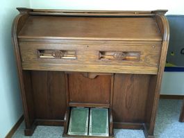 Holz-Orgel