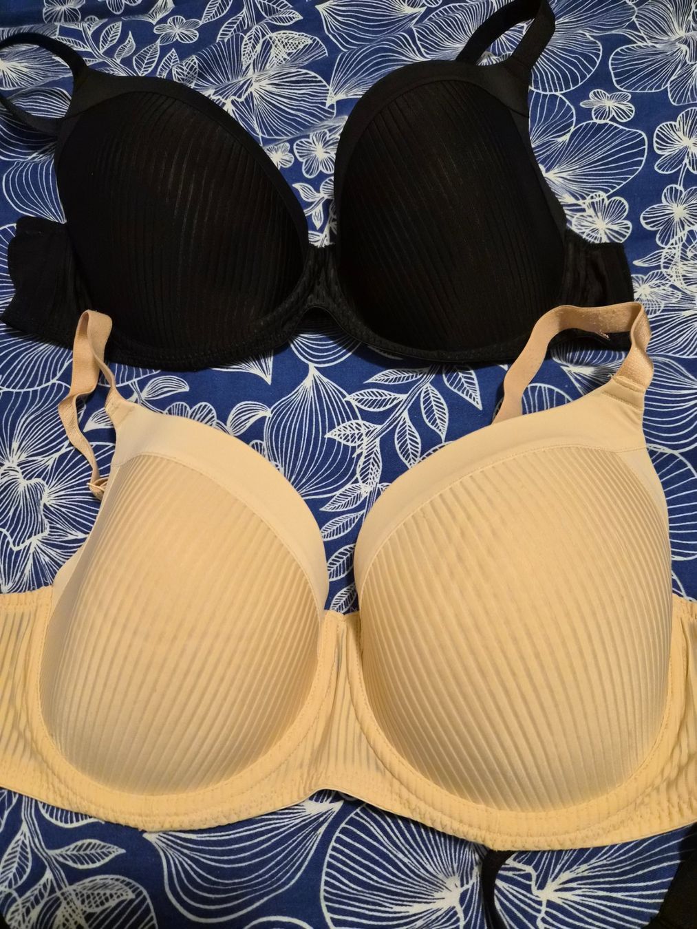 Altra biancheria intima: 3stk Bh 95c – Usato da Dietikon venduto da Eleda 2