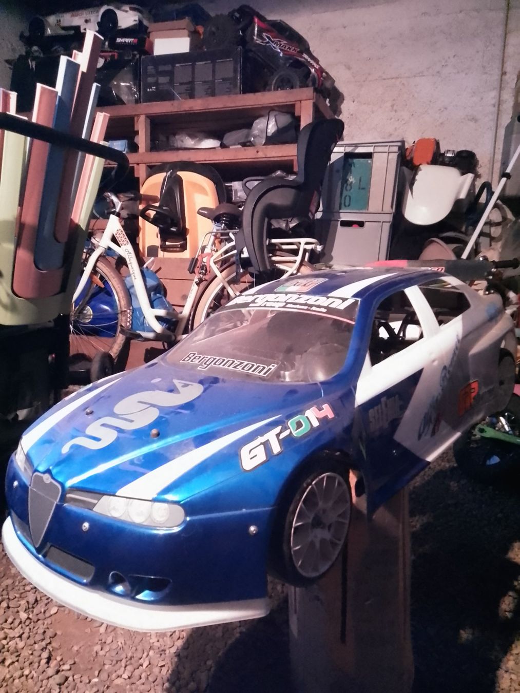Modellismo RC: RC Nitro Car – Usato da Biel/Bienne venduto da RC-Modellsport 1