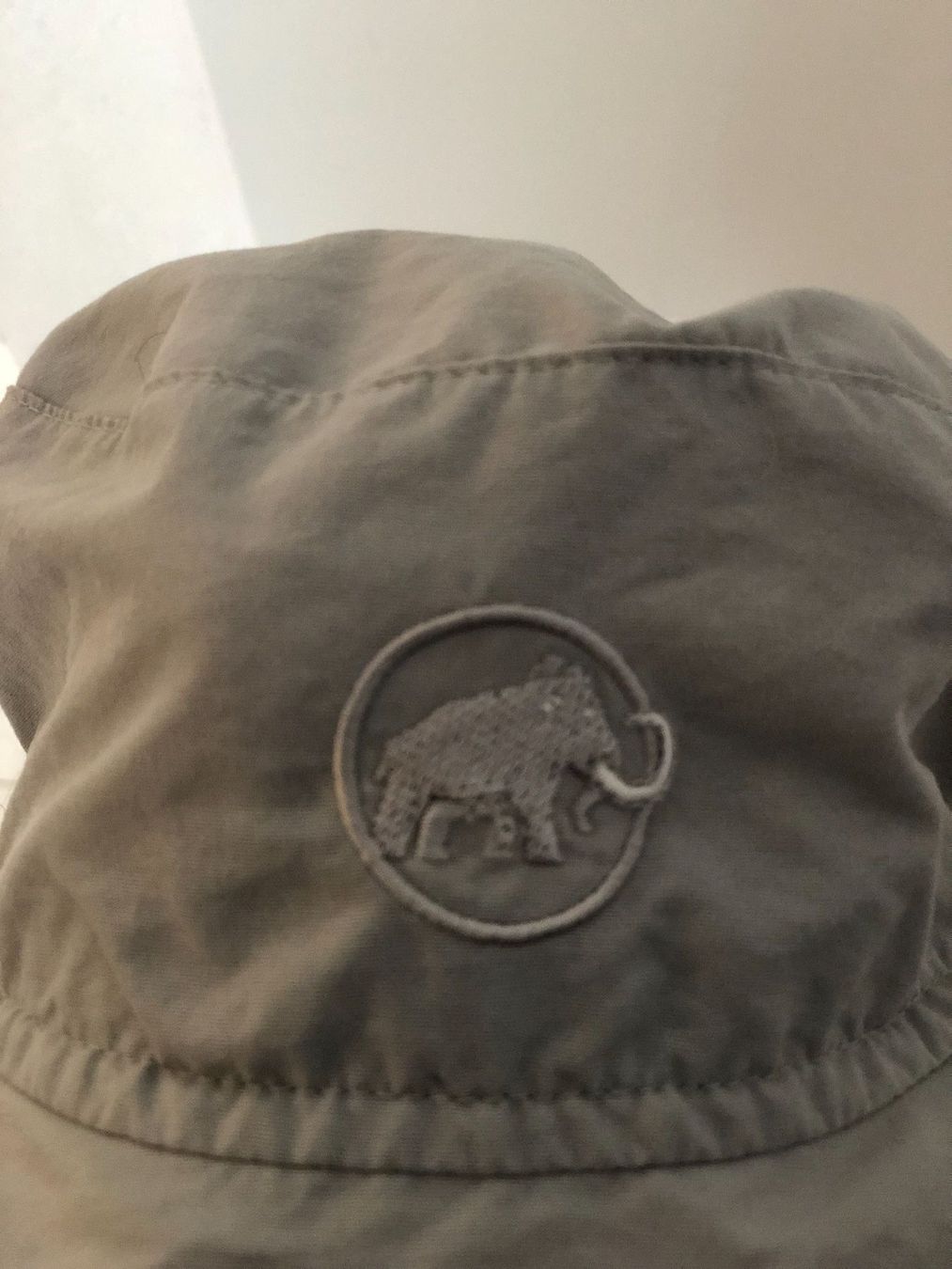 Mammut Hüte, Mützen & Caps: Mammut  Hut – Gebraucht aus Schlieren von Flower5 1