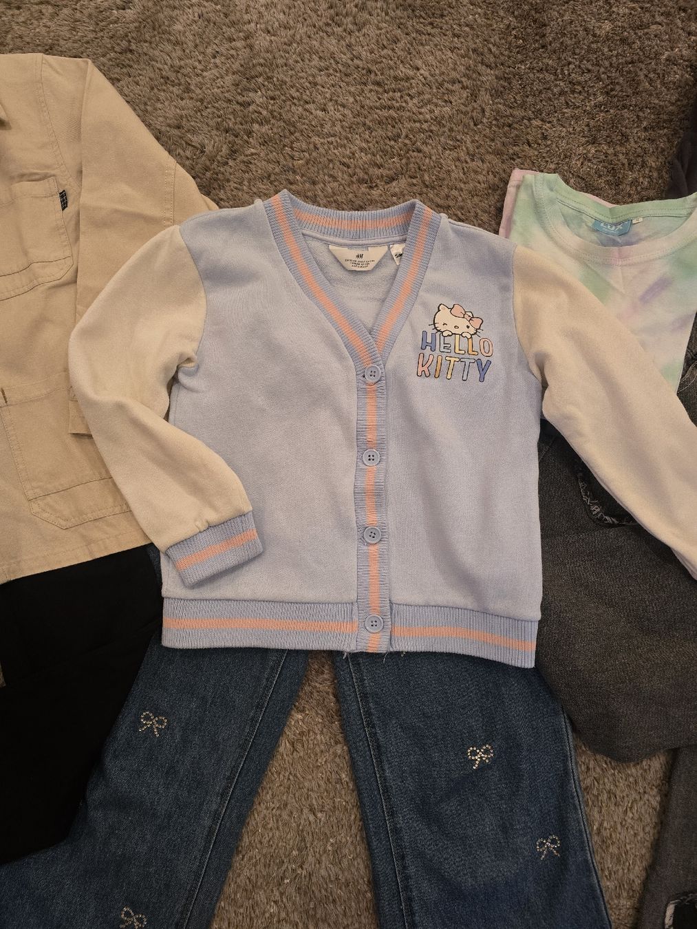 H&M Kleiderpakete & -sets: Kleiderpaket "6- 8 Jahre alt "  – Gebraucht aus Rorschacherberg von Olgamedved 4