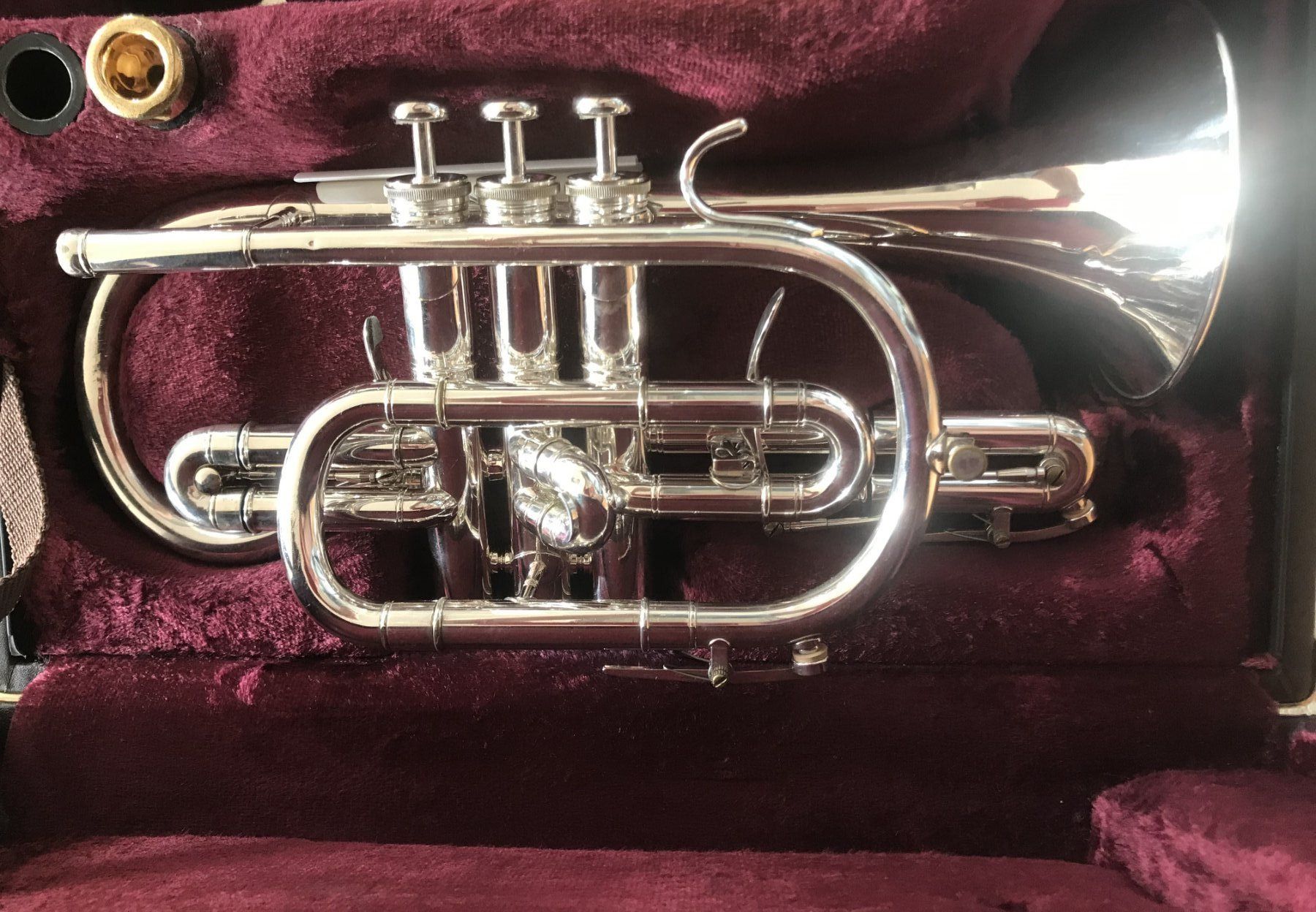 Strumenti musicali: B-Cornet, Sovereign mit Trigger und Koffer – Usato da Trimbach venduto da Danius