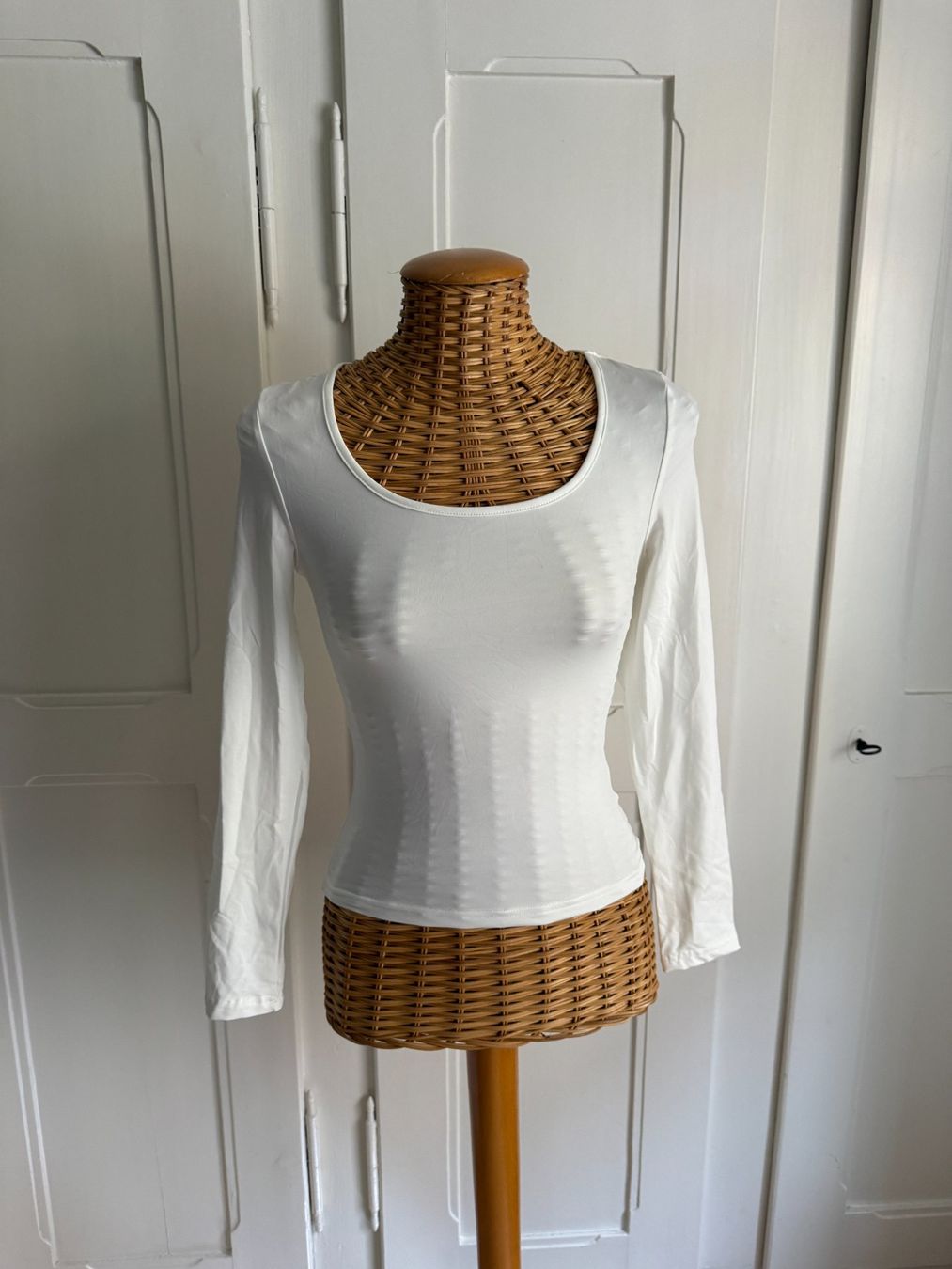 Shein T-shirt: Langarmshirt weiss stretch XS – Usato da Zürich venduto da Diazaio
