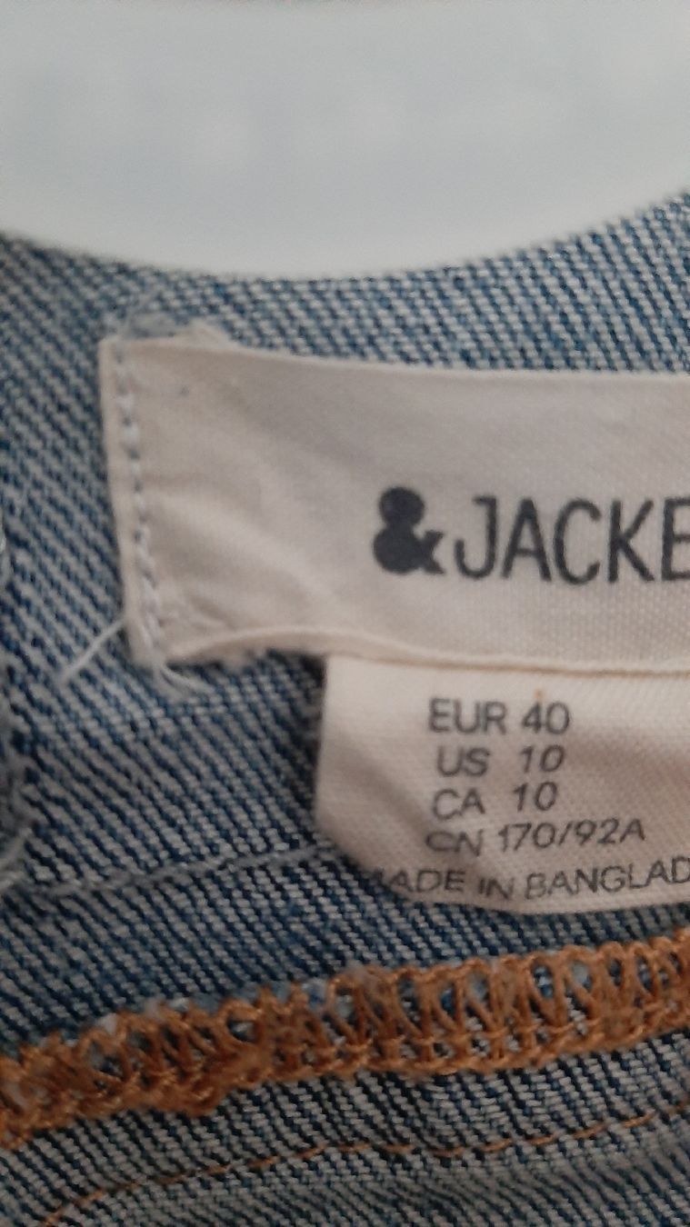 H&M Giacche: kurze Jeansjacke Grösse 40 – Usato da Dübendorf venduto da Luuuusmeitli12 1