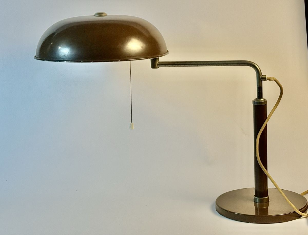 Amba Lampade: Lampe "Quick 1500" de Alfred Muller par Amba – Usato da Genève venduto da GenevasWunderkammer 2