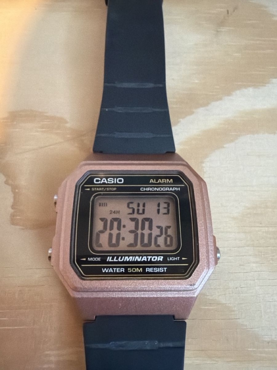 Casio Uhren: Casio Digitaluhr L.A. 2020 Gebraucht – Gebraucht aus Suhr von MA_Tz_Vz5 1