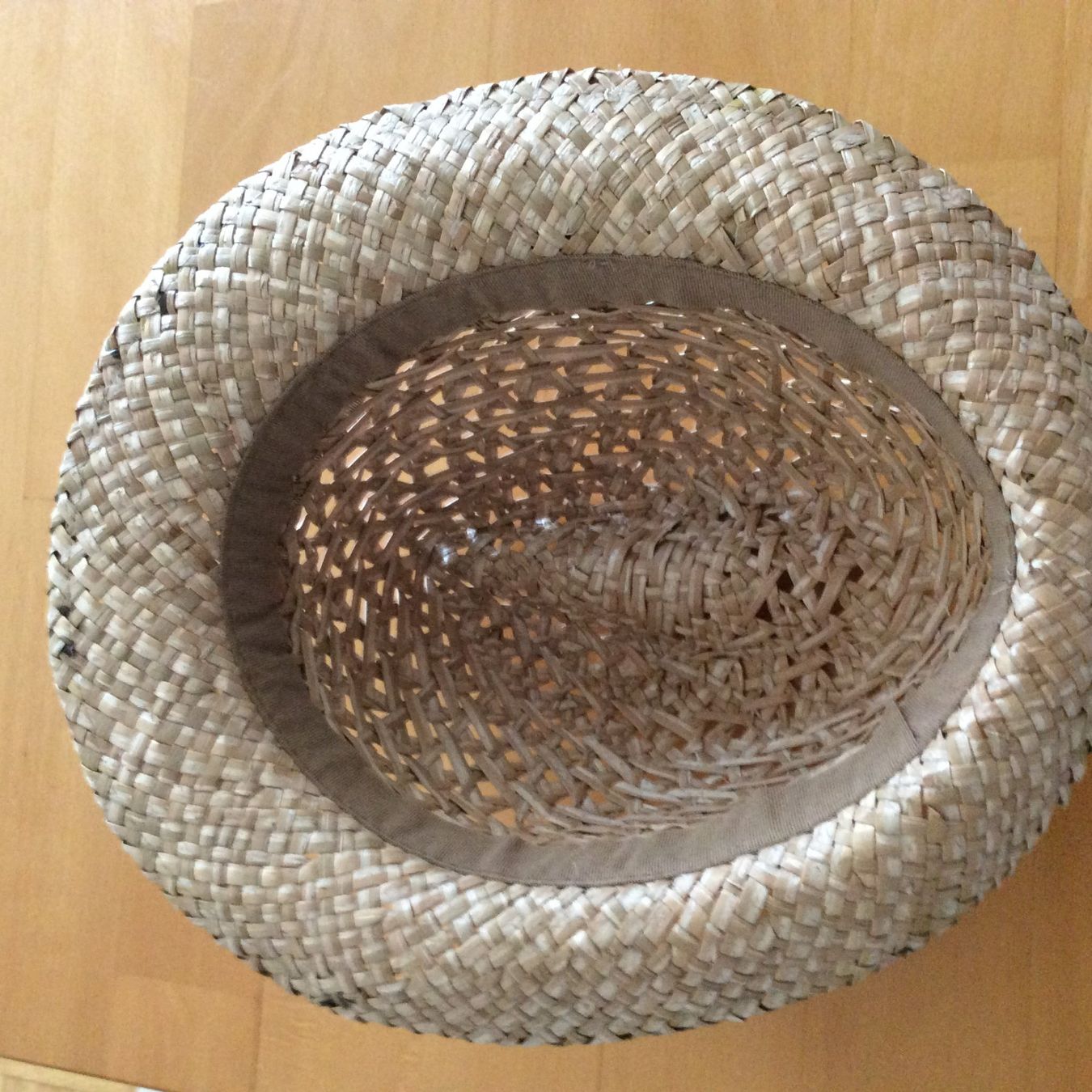 Copricapi, berretti & cappellini: Chapeau de soleil en paille – Usato da Biel/Bienne venduto da Ganesh12 1