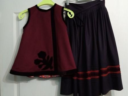 Ukrainische Volkstracht (Weste und Rock) für Mädchen