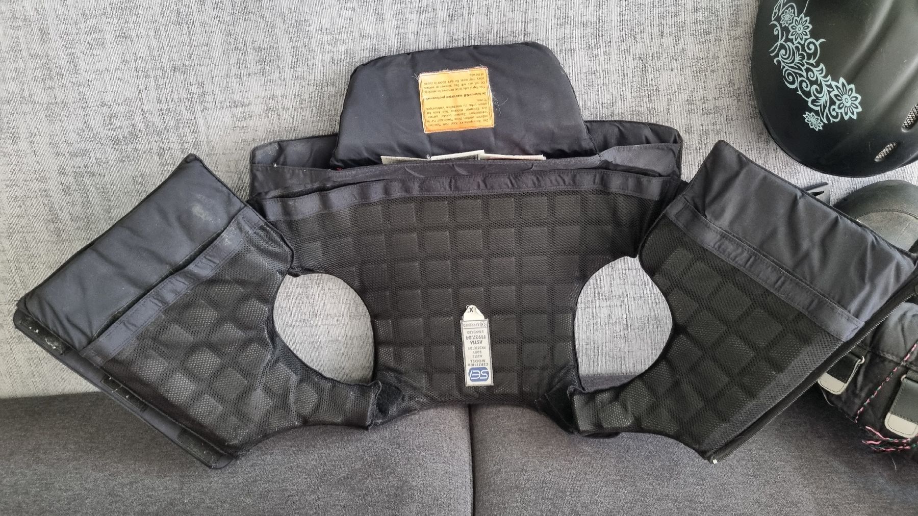 Lotti & Set di vestiti: Reiter Set Kinder – Usato da Zürich venduto da samazi 2