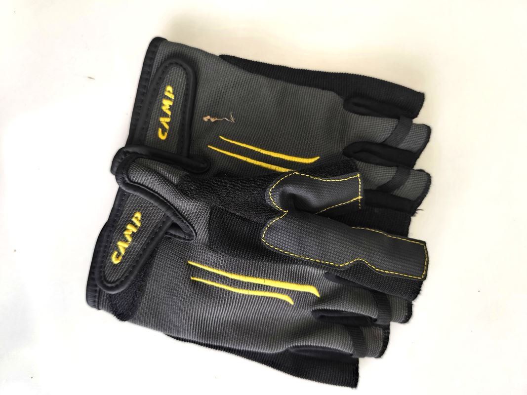 Handschuhe & Handstulpen: CAMP Kletterhandschuhe – Gebraucht aus Rüti ZH von Restwert_Rueti_ZH 6