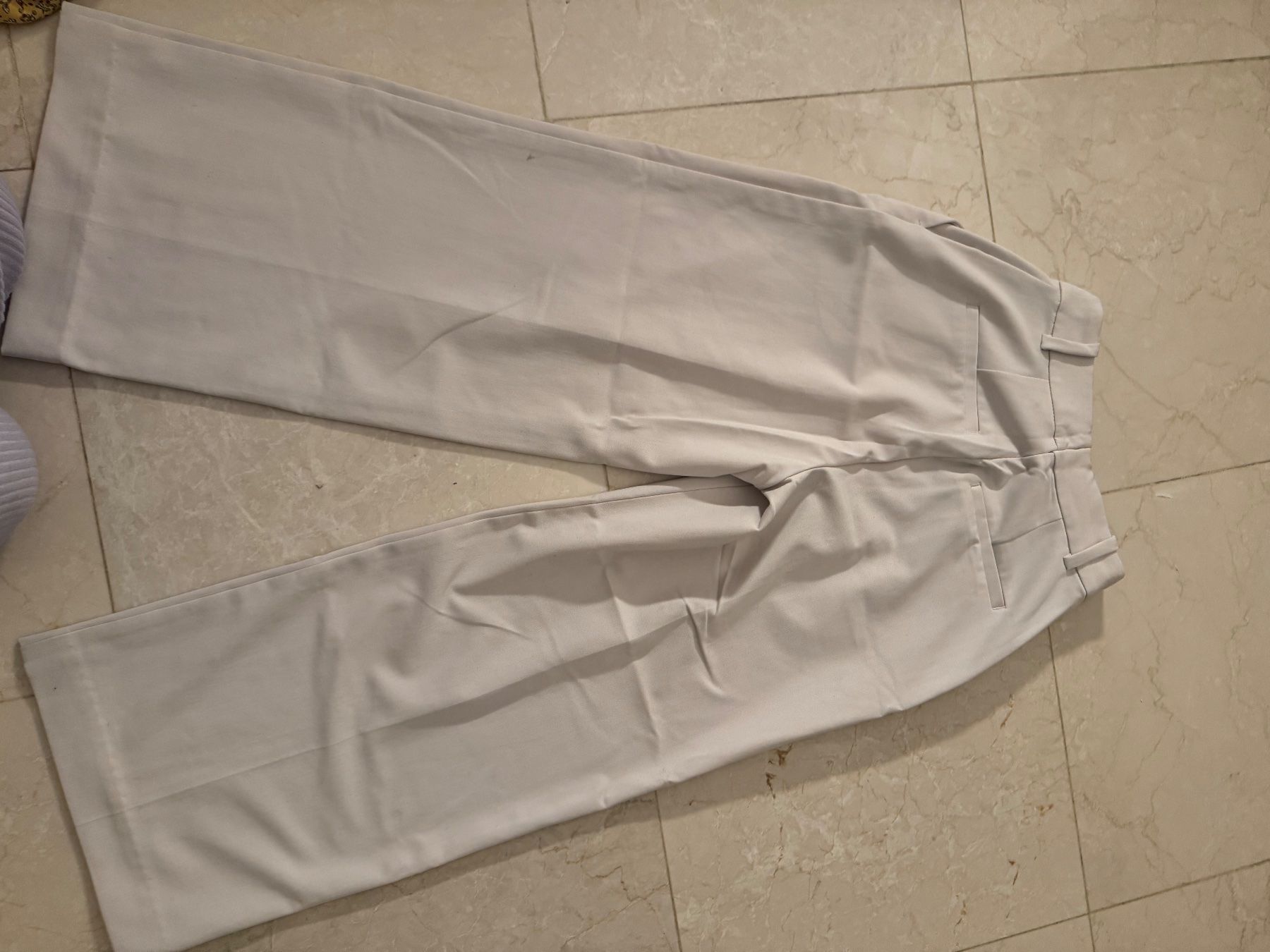 Pantaloni: Off-White Suit Pants – Usato da Basel venduto da mar_dgx7 1