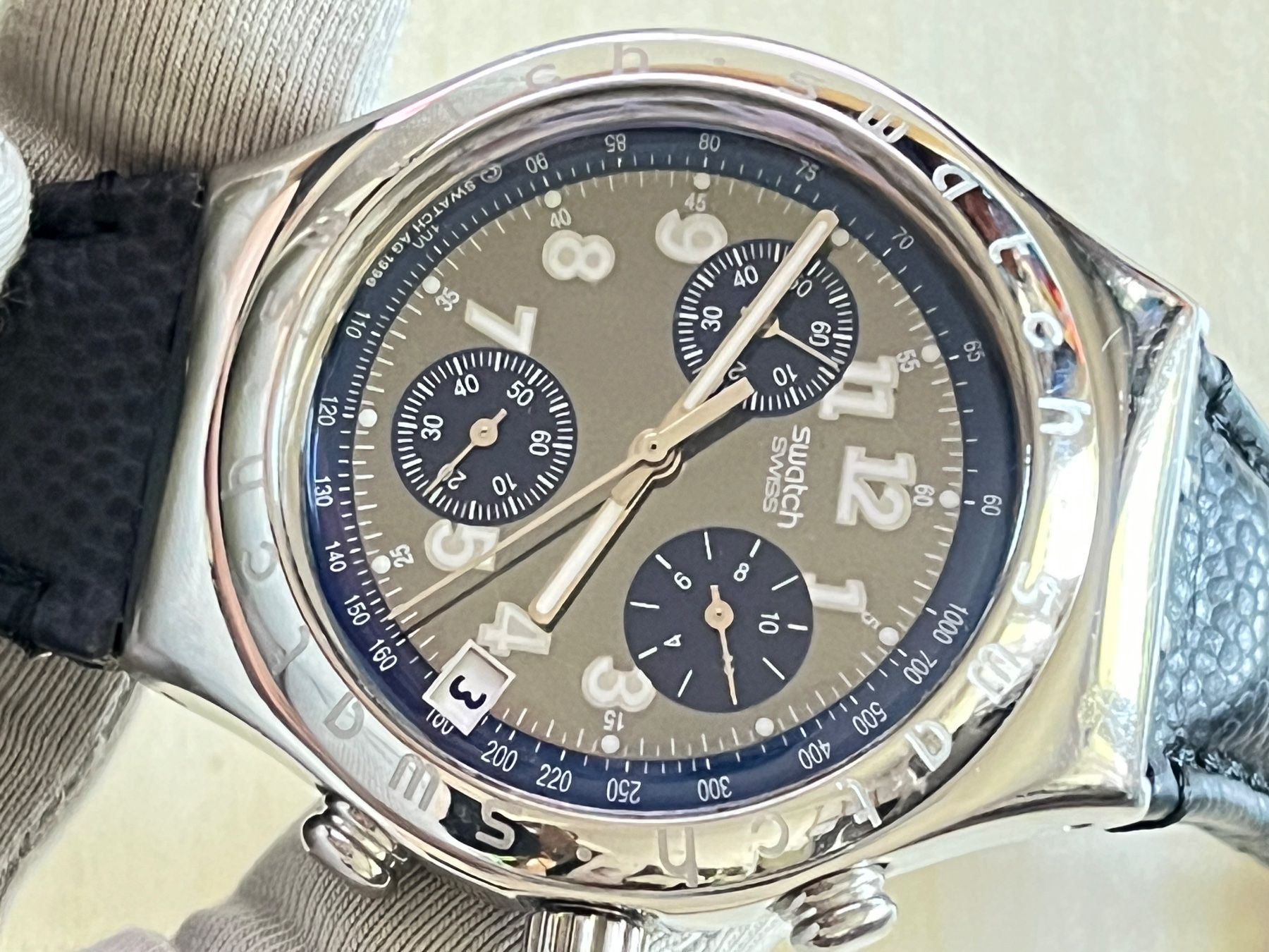 Swatch Orologi: Swatch Chronograph Uhr  mit schwarzem Led... – Usato da Grenchen venduto da chththl 2