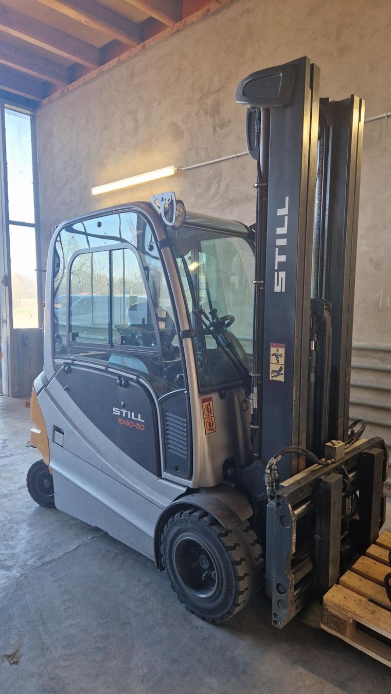 Carrelli elevatori e a forche: Still RX60-30 mit erst 1`760h – Usato da Büren an der Aare venduto da Fridu2 2