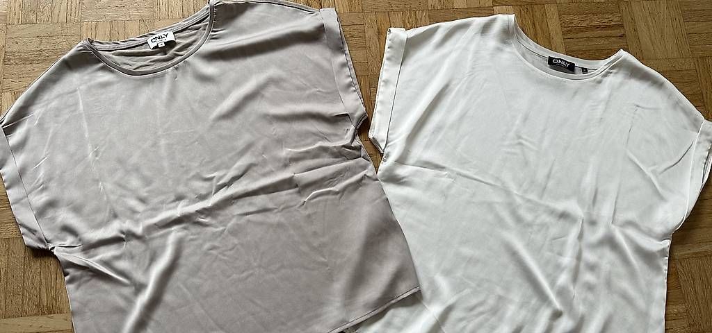 T-shirt: 2 T-Shirts gerader Schnitt weiß & beige Gr.M  – Usato da Stäfa venduto da DearDarling 1