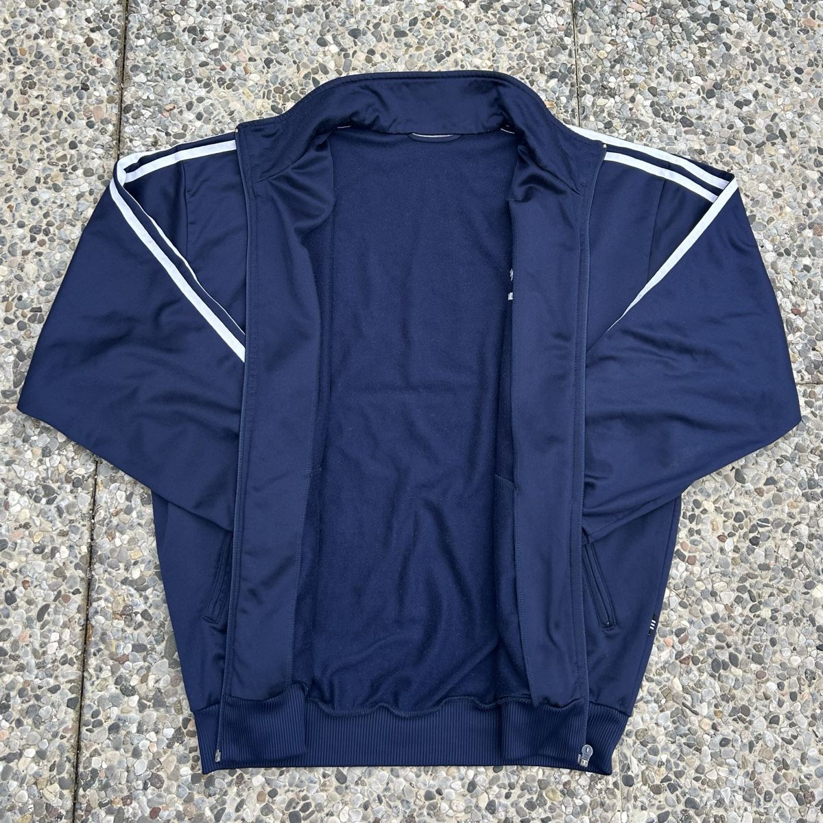 Adidas Giacche: Vintage Adidas Track Jacket – Usato da brent venduto da fksapes 2