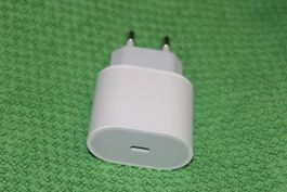Schnell Ladegerät USB C für Handy Natel charger Ipad Tablet