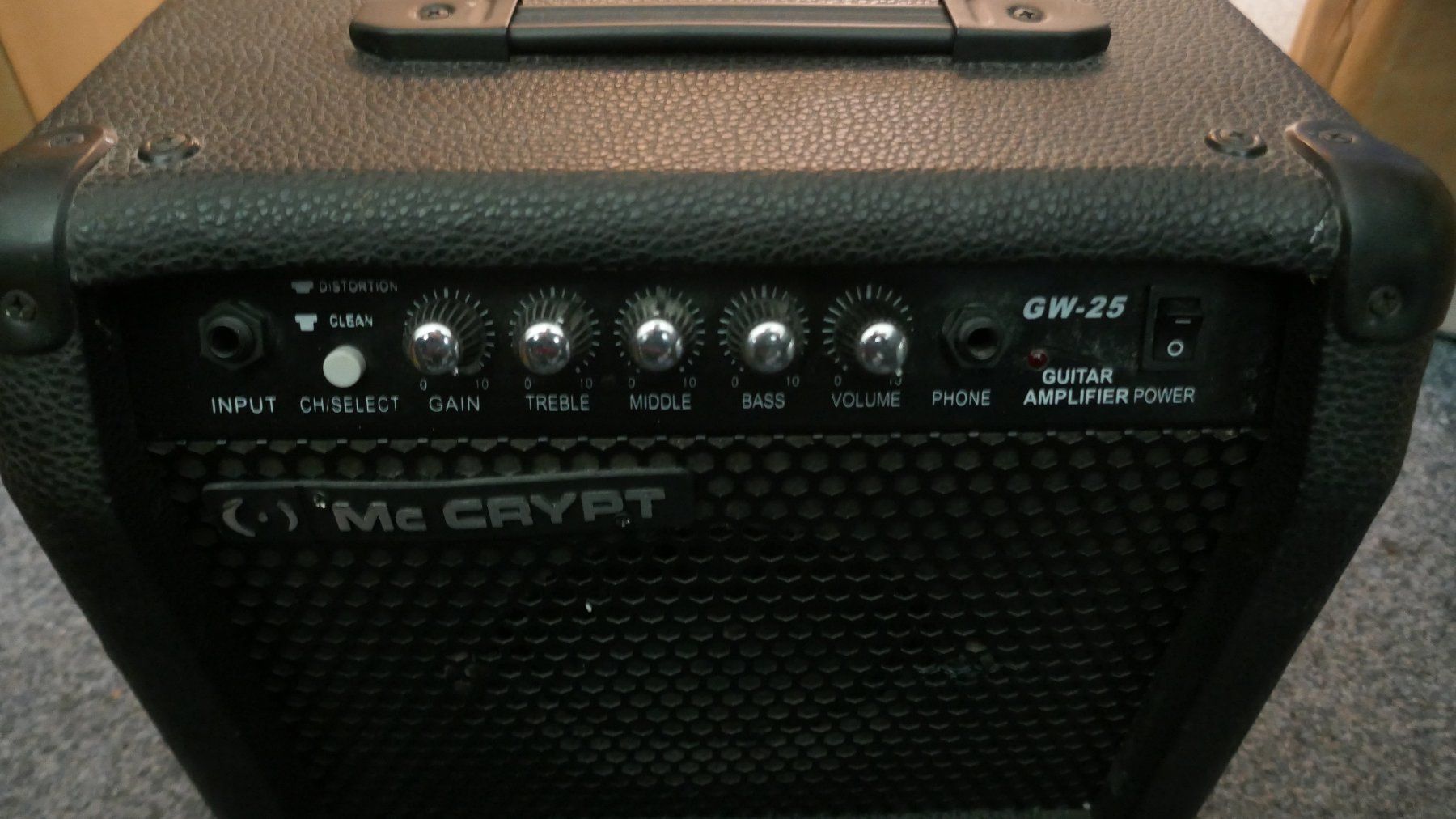 Verstärker: McCrypt Gitarrenverstärker – Gebraucht aus Wenslingen von FairlightCMI 2