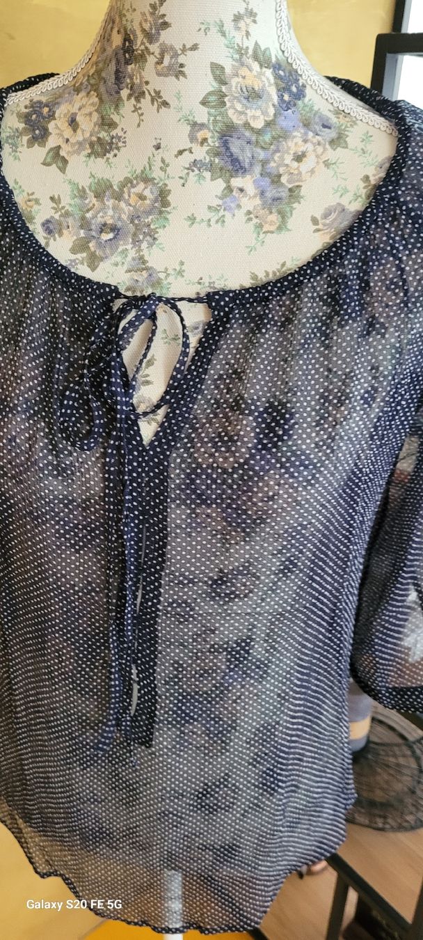 Top: Sommerbluse ESPRIT Gr.36 – Usato da Oberaach venduto da Svea11 2