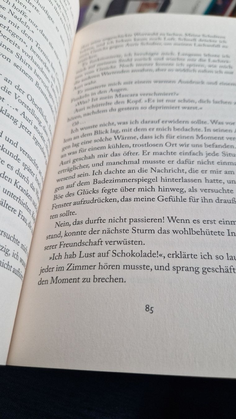 Libri: Someone Else, Laura Kneidl, Lyx Verlag – Nuovo (secondo la descrizione) da altishofen venduto da Nippo 3