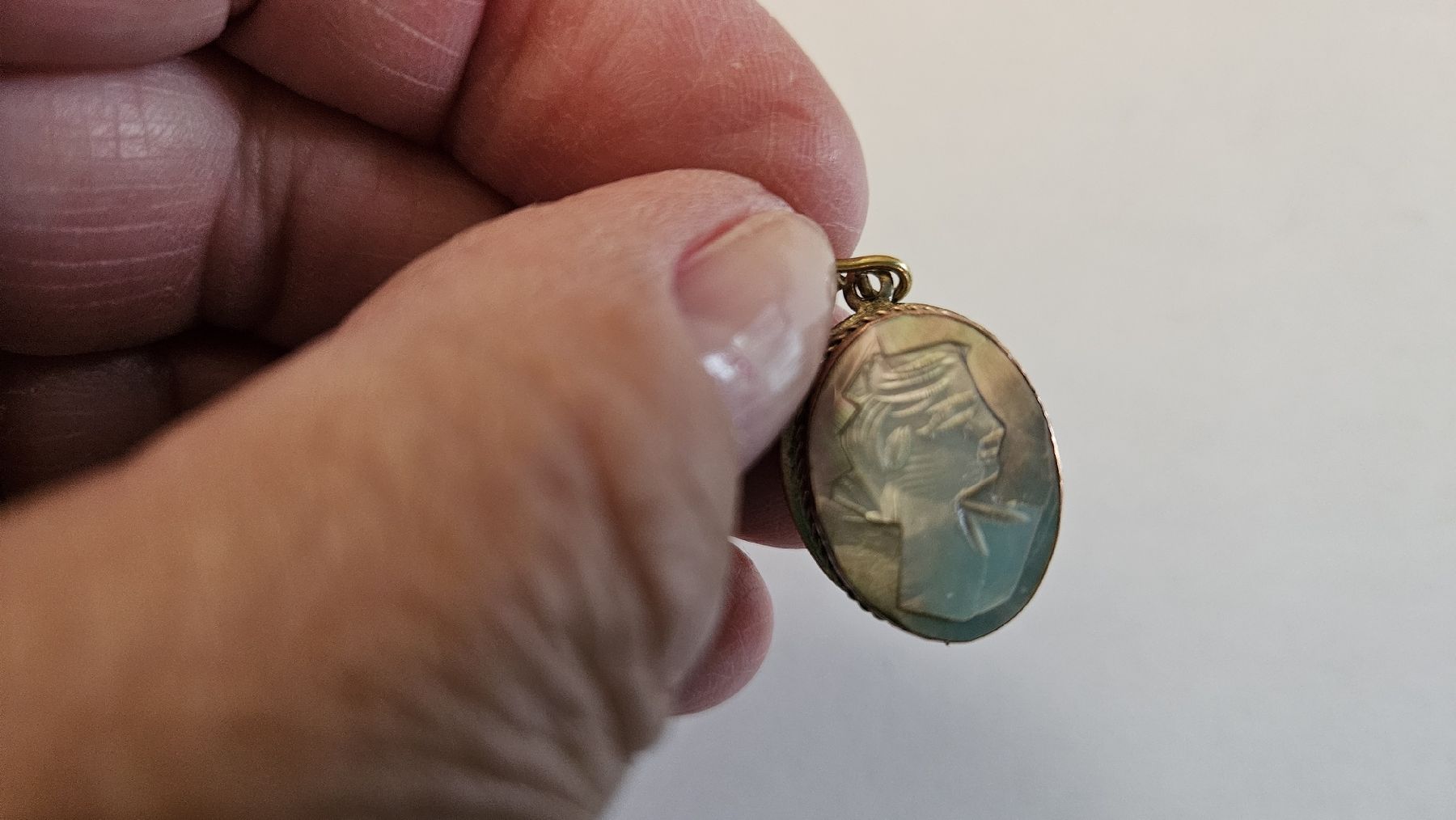 Anhänger: pendentif camée ancien nacre, argent – Gebraucht aus Lausanne von Angelite 2