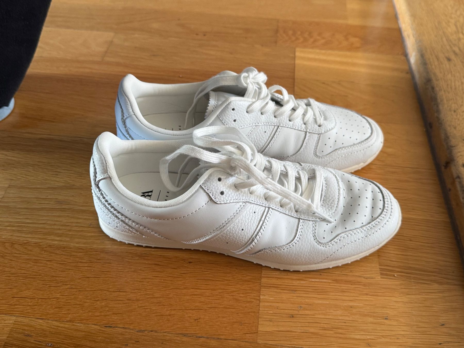 Zara Damenschuhe: Leather sneakers – Neu (gemäss Beschreibung) aus Bern von FashionK92 2