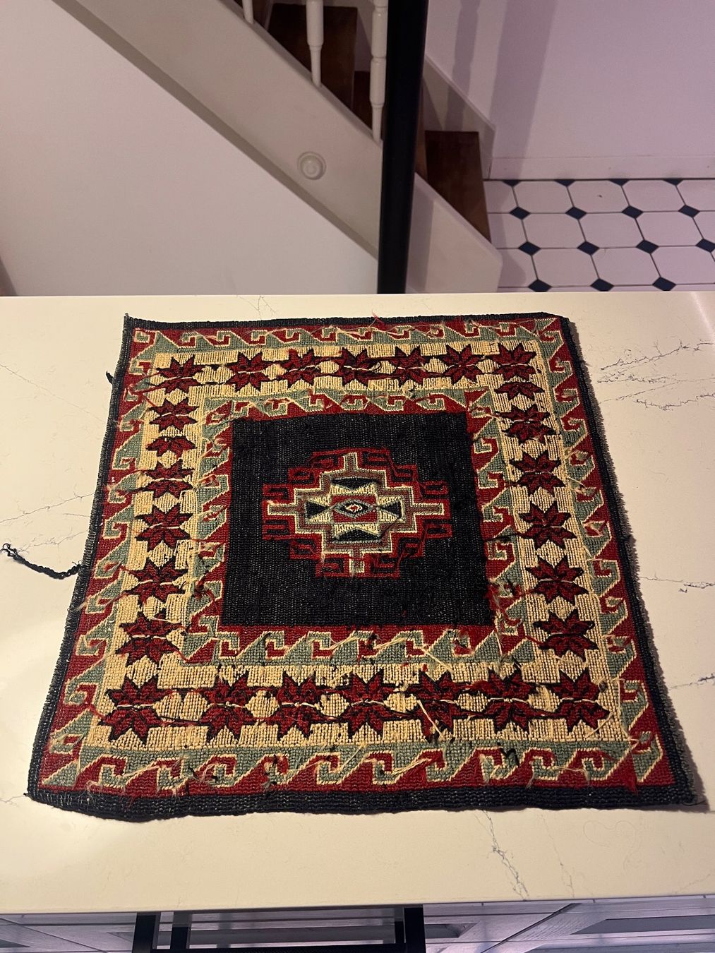 Tappeti: Alter Teppich, Tibet? – Usato da Aarburg venduto da Annemarie16 1