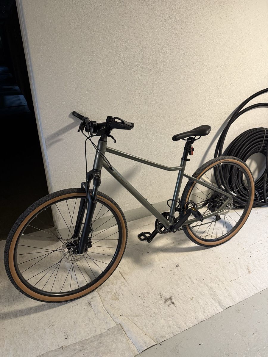 Velos: Fahrrad Rockrider Decathlon – Gebraucht aus Schlieren von Tayyip58