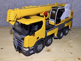 BRUDER - LKW Kran 