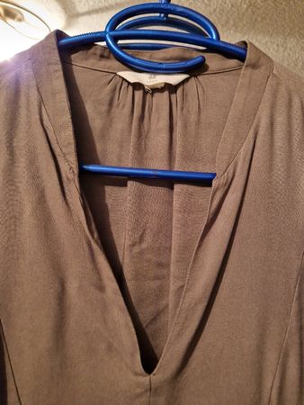 olivgrünes Kleid