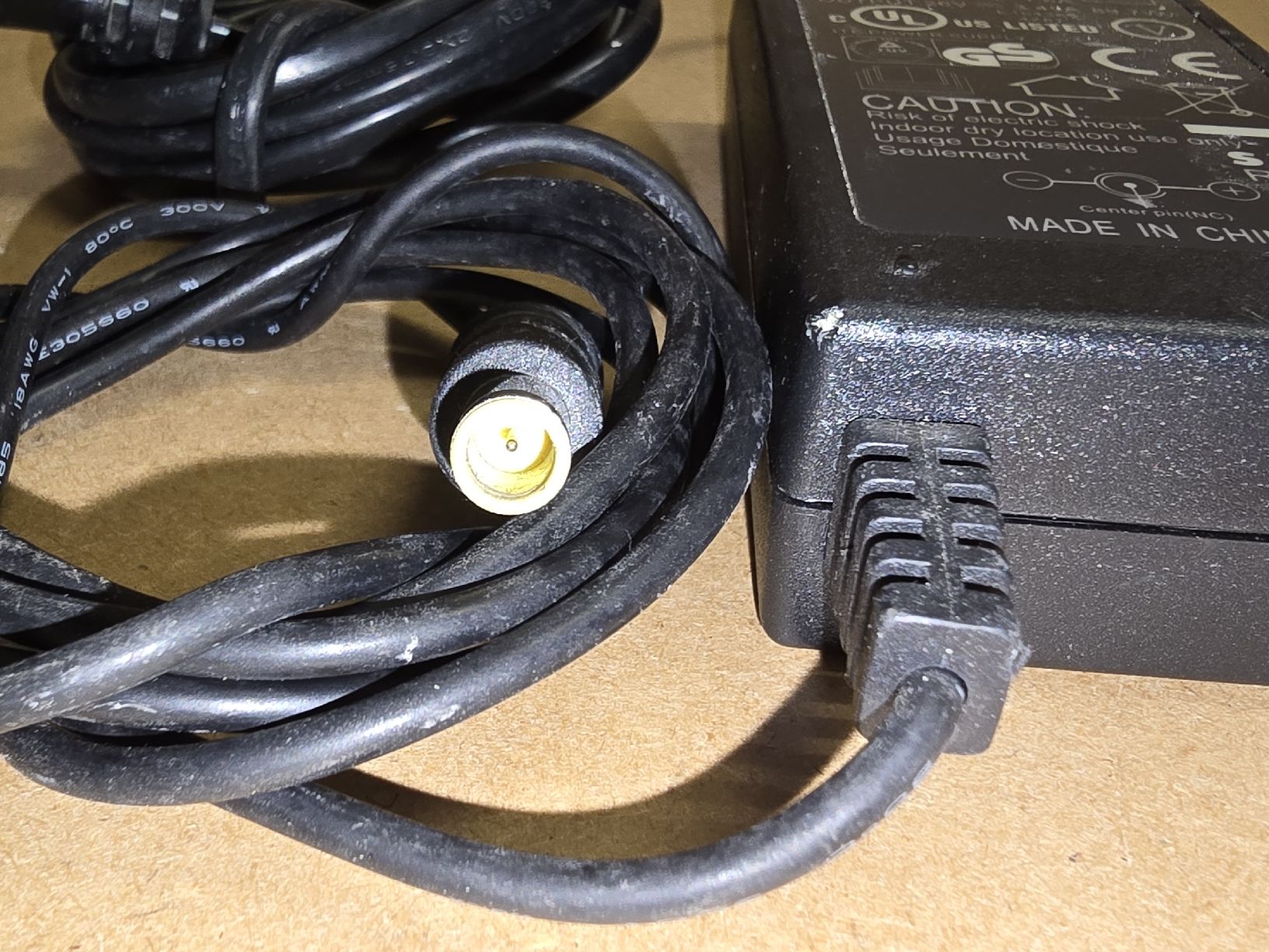 Bionx Chargeurs: Ladegerät E-bike Bionx – D'occasion à Lenzburg par cameleoncolor 4